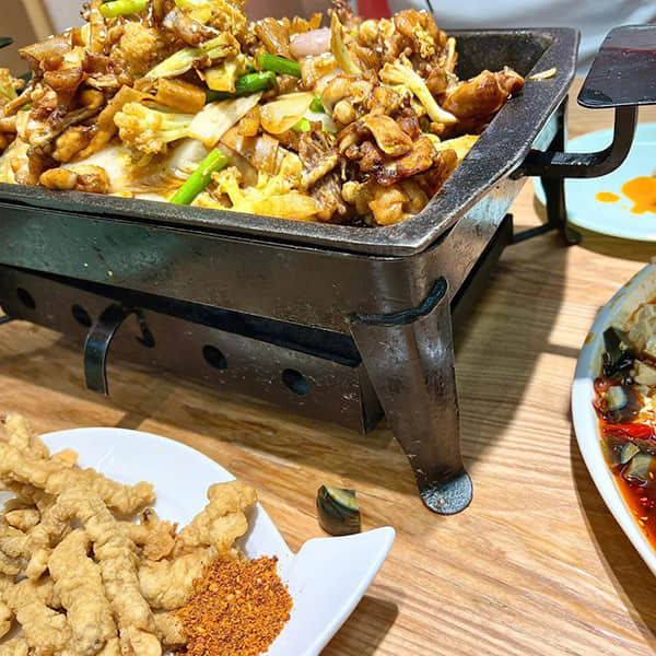 芜湖神组建时光杯战队 力赞猫皇指挥